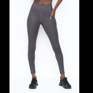 Victorias Secret Incredible Essential Leggins